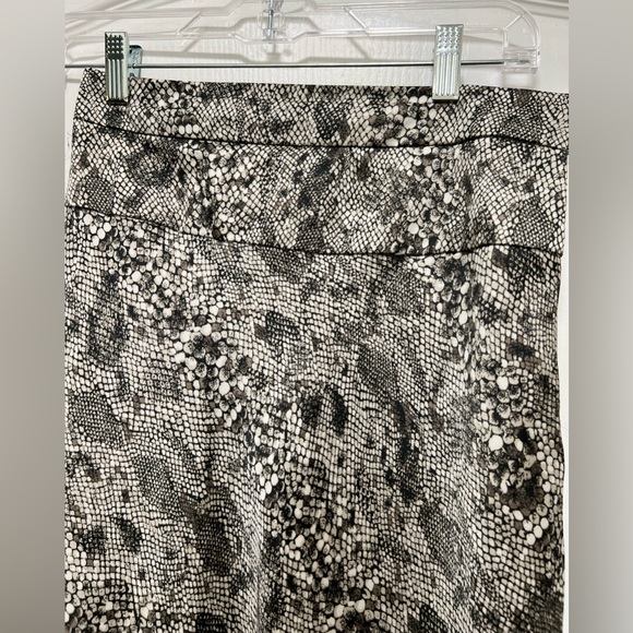 Free people midi skirt snakeskin print size US 2 - Picture 3 of 4